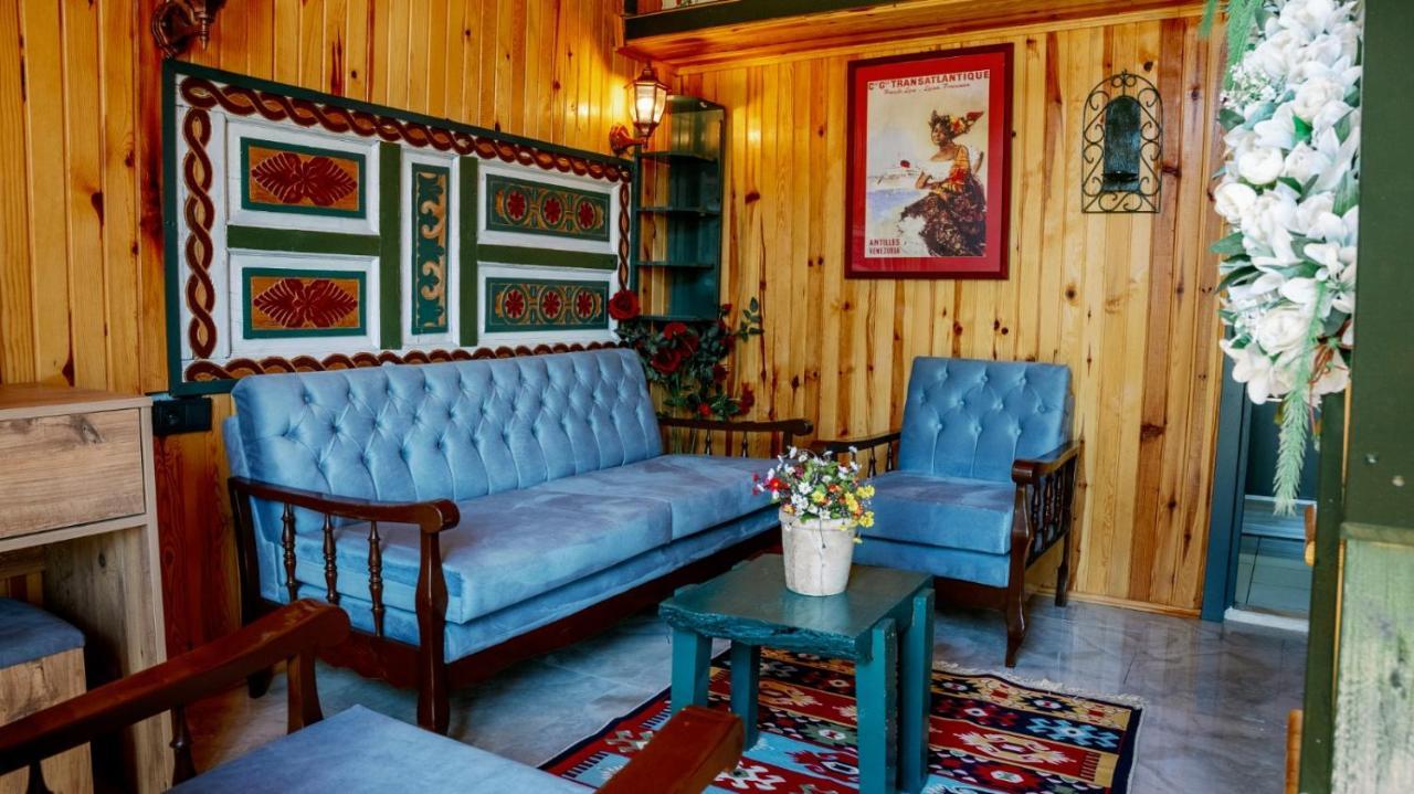 Bed and Breakfast Serender Bungalov à Foça Extérieur photo